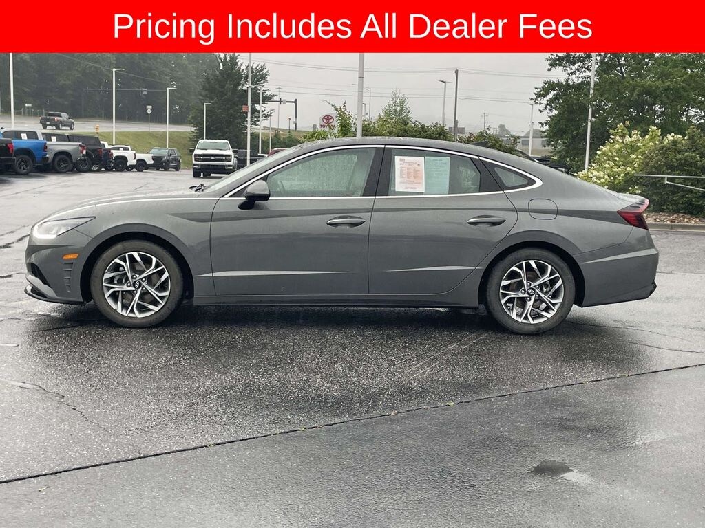 Used 2023 Hyundai Sonata SEL Sedan
