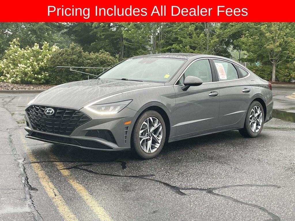 Used 2023 Hyundai Sonata SEL Sedan