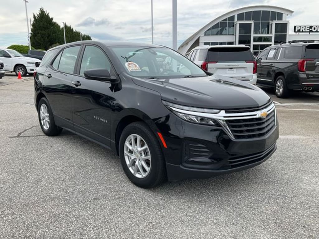 Used 2024 Chevrolet Equinox LS SUV
