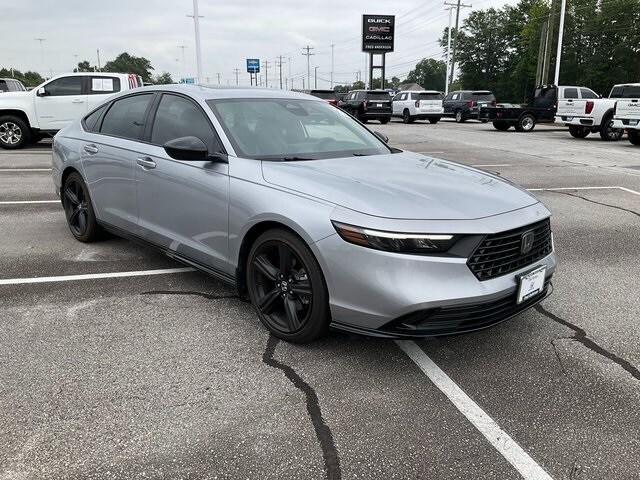 2024 Honda Accord Hybrid Sport-L photo 3