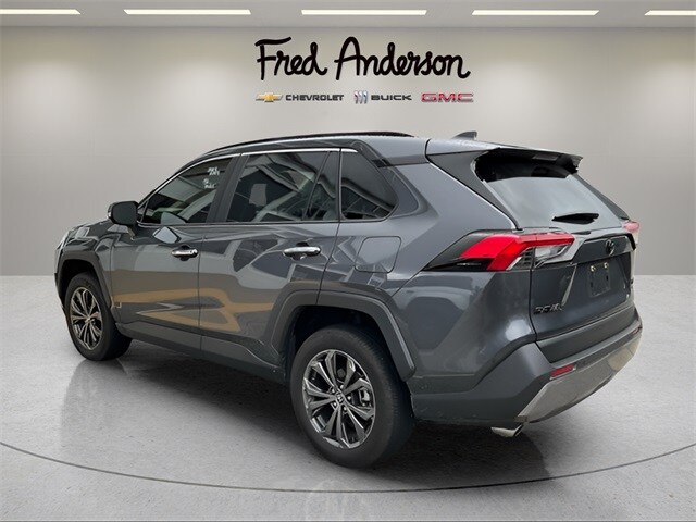 2025 Toyota RAV4 Hybrid Limited photo 4
