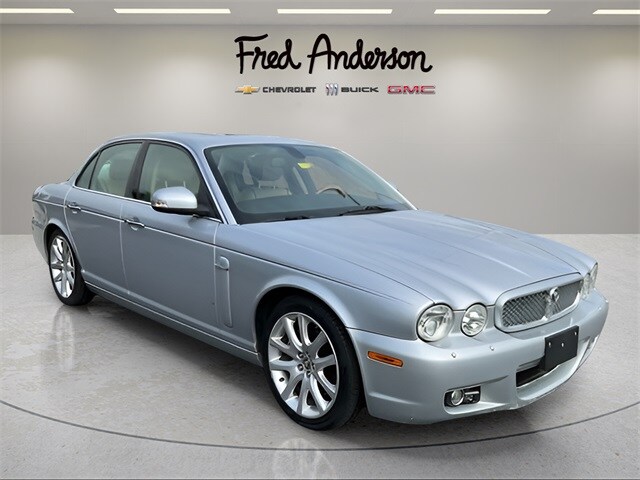 2008 Jaguar XJ 8 Base photo 3