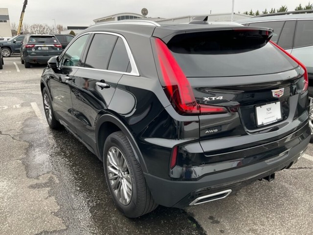 Certified 2025 Cadillac XT4 Premium Luxury SUV