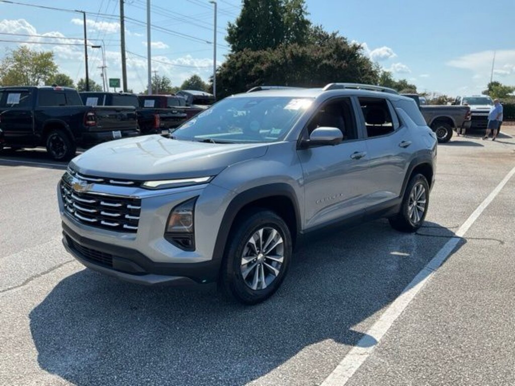 Used 2025 Chevrolet Equinox LT SUV