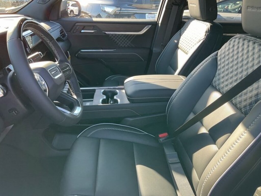 New 2026 GMC Acadia Denali SUV