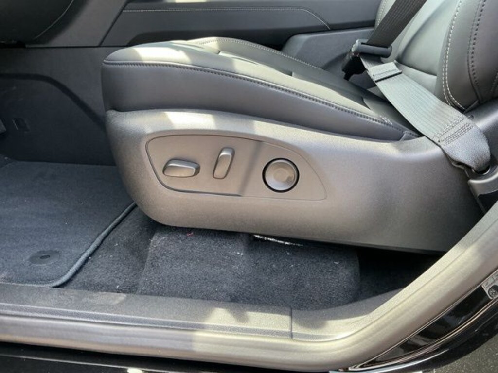 New 2026 GMC Acadia Elevation SUV
