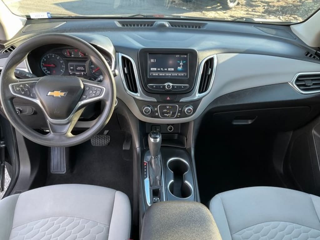 Used 2018 Chevrolet Equinox LS SUV
