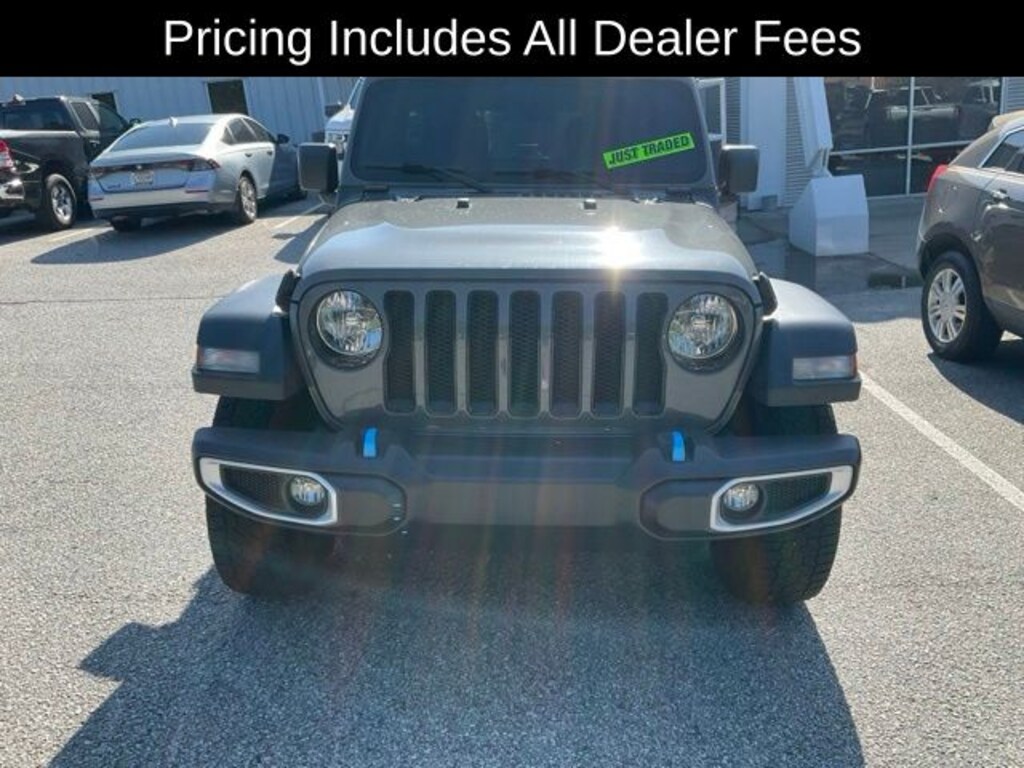 Used 2020 Jeep Wrangler Unlimited Sport Altitude SUV