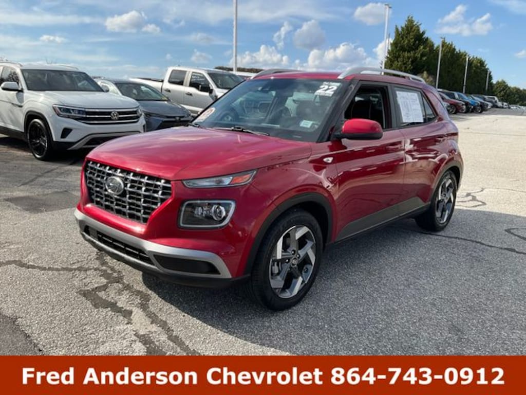 Used 2022 Hyundai Venue Limited SUV