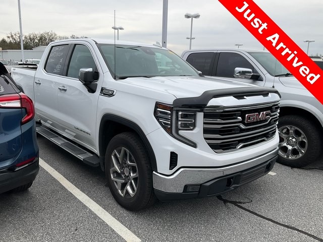 2023 GMC Sierra 1500 SLT's photo