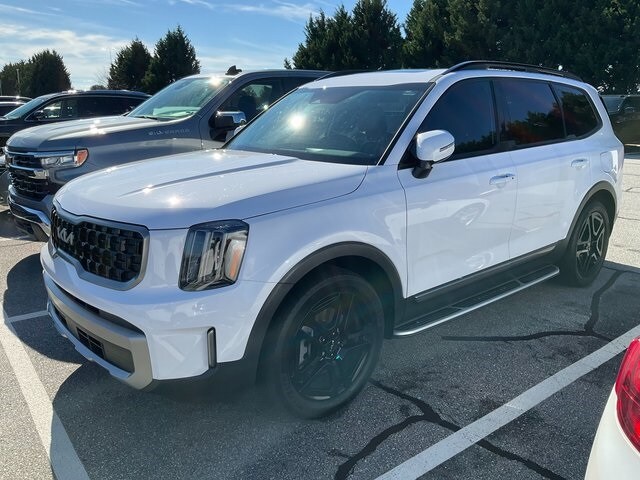 2023 Kia Telluride EX X-Line photo 3