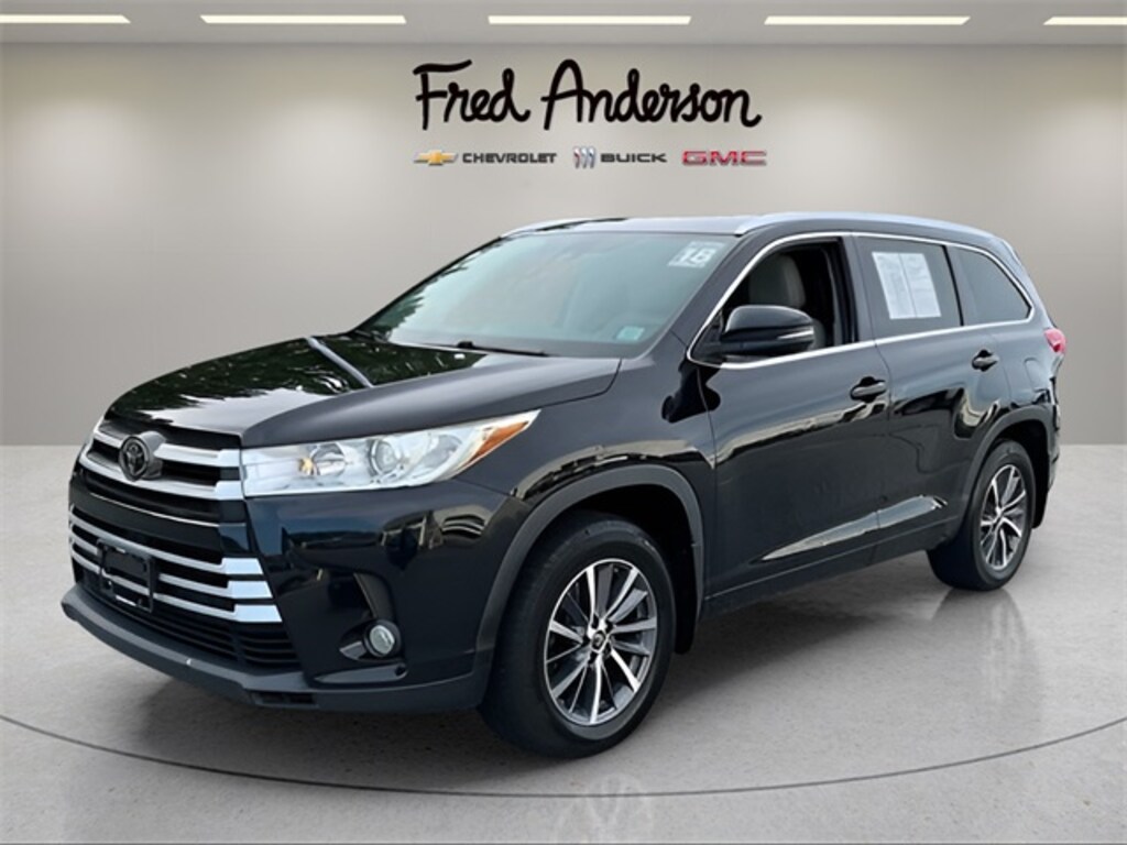 Used 2018 Toyota Highlander XLE SUV