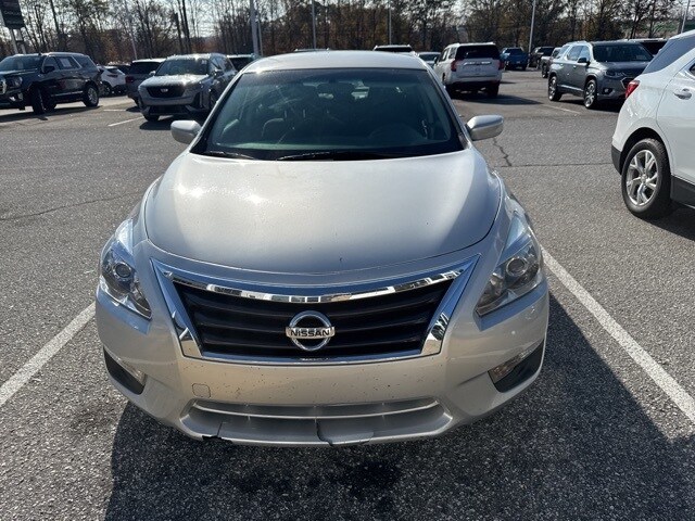 2015 Nissan Altima 2.5 S photo 2