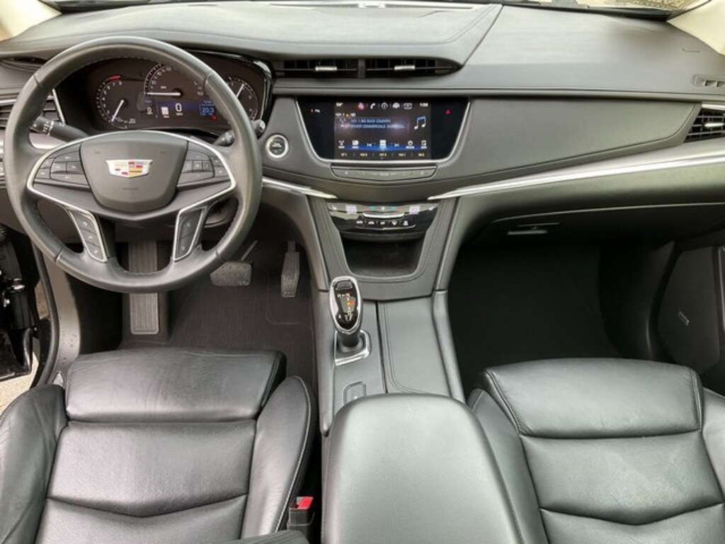 Used 2017 Cadillac XT5 Luxury SUV