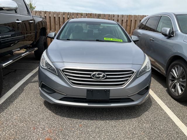 Used 2016 Hyundai Sonata SE with VIN 5NPE24AF6GH375124 for sale in Greer, SC