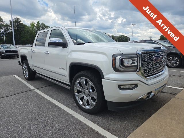 2017 GMC Sierra 4WD Crew Cab Short Box's photo