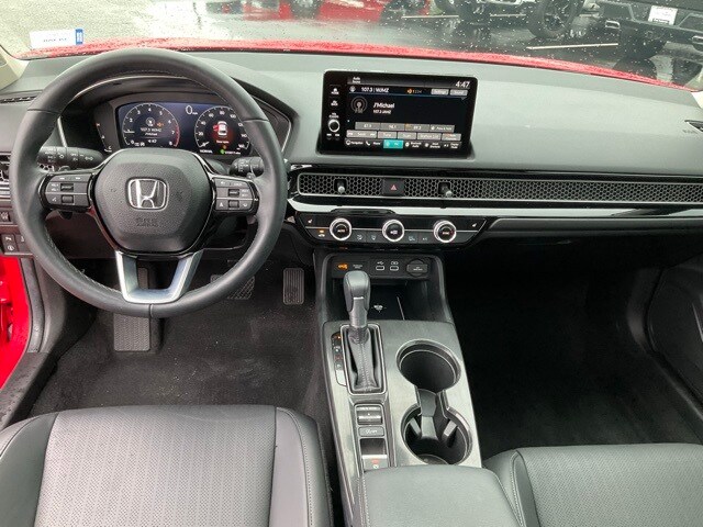2024 Honda Civic Touring photo 4