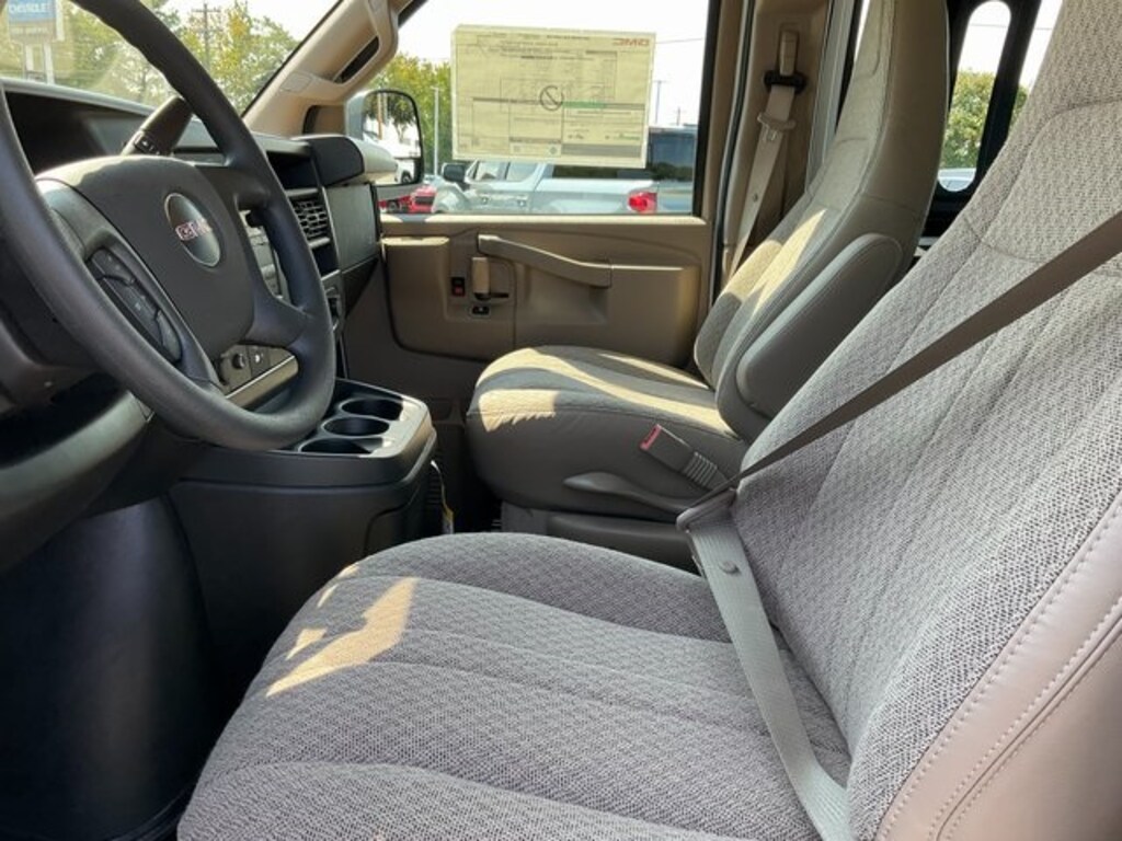 New 2025 GMC Savana 2500 Work Van Cargo Van