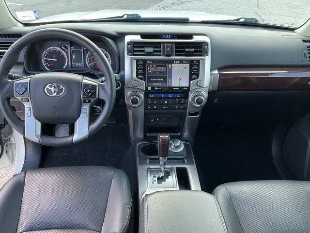 2022 Toyota 4Runner Limited photo 3