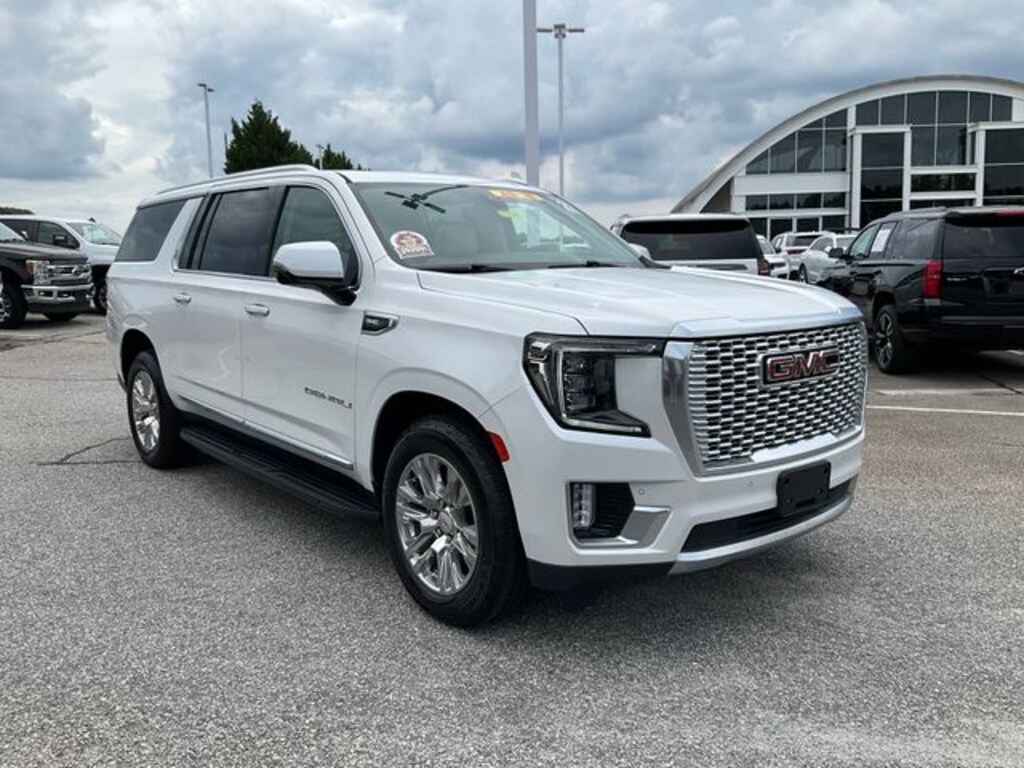 Used 2021 GMC Yukon XL Denali SUV