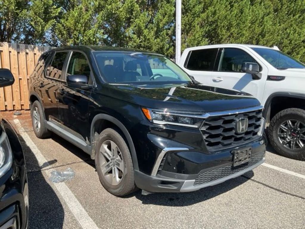 Used 2023 Honda Pilot EX-L SUV