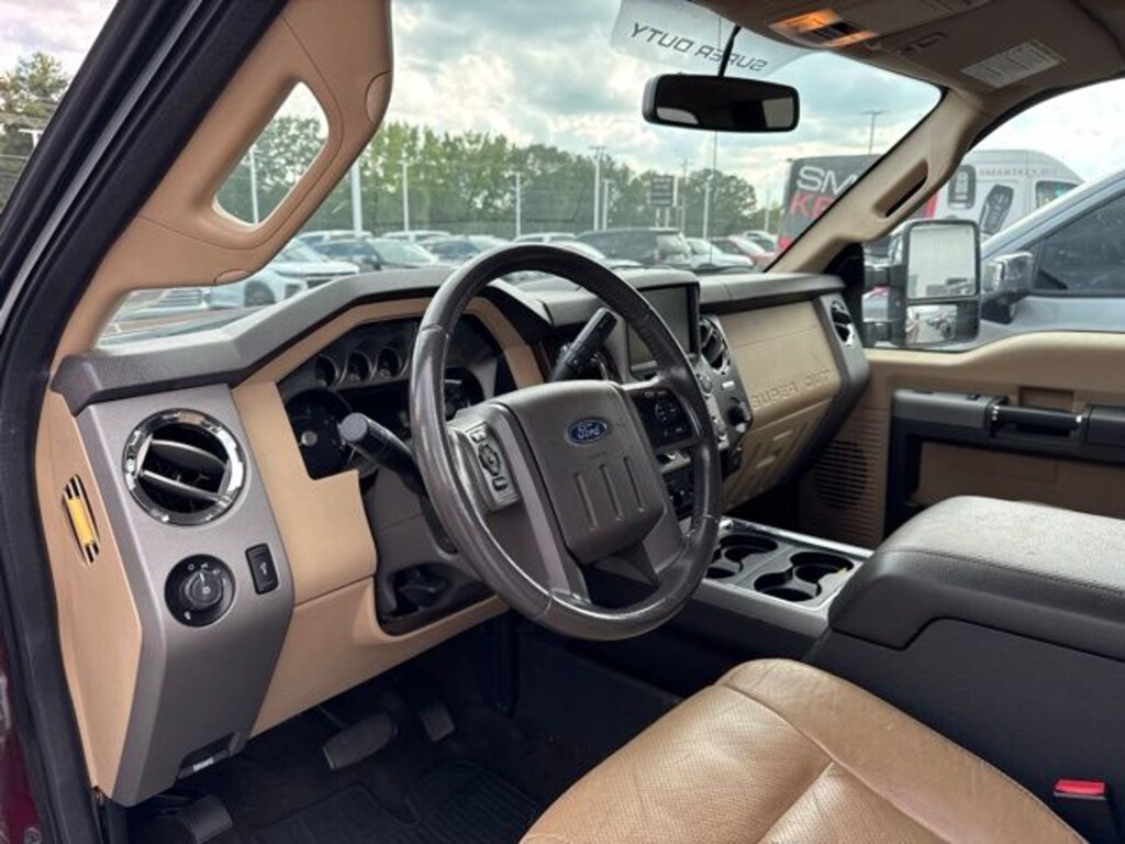Used 2016 Ford F-250SD Lariat Truck