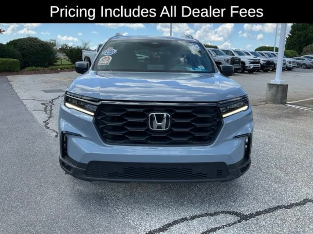Used 2025 Honda Pilot Sport SUV