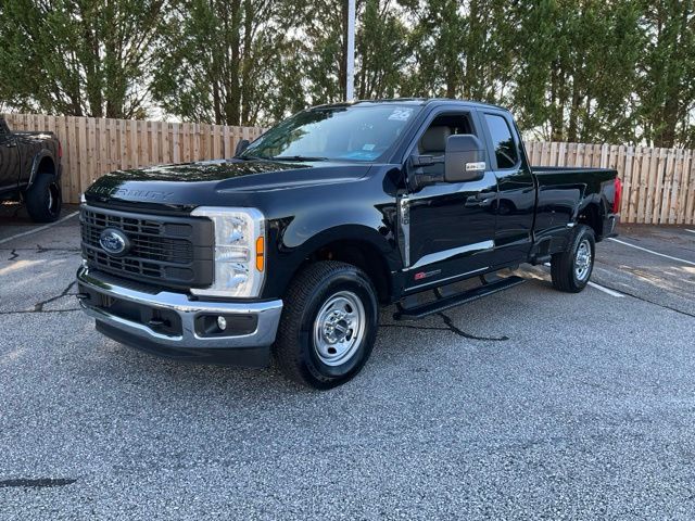  Ford F-350SD