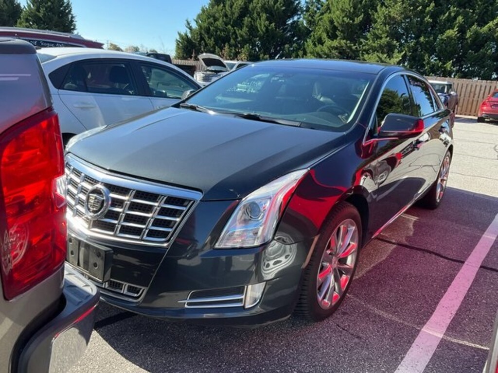 Used 2013 Cadillac XTS Luxury Sedan