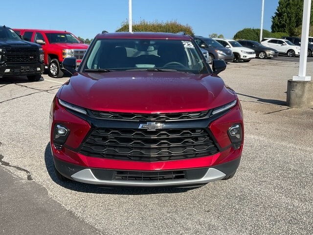 2023 Chevrolet Blazer 2LT photo 2
