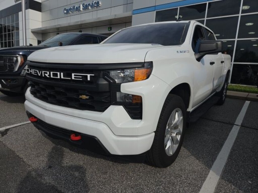Used 2025 Chevrolet Silverado 1500 Custom Truck