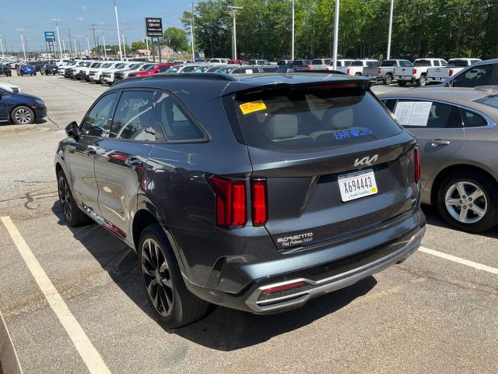 Used 2023 Kia Sorento SX SUV