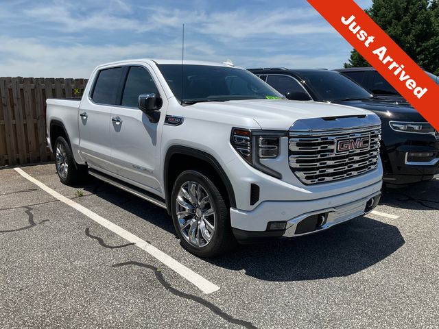 2024 GMC Sierra 4WD Crew Cab Short Box Denali's photo