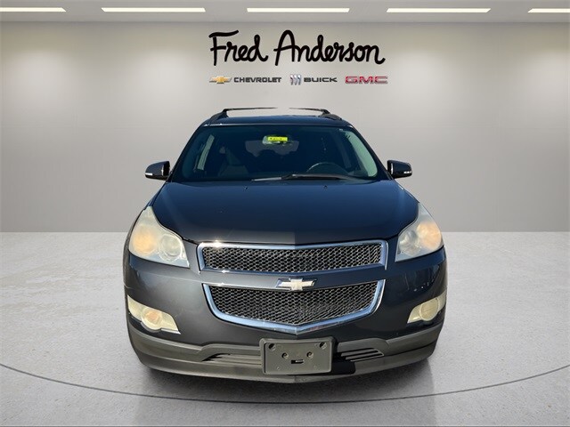 2011 Chevrolet Traverse photo 2