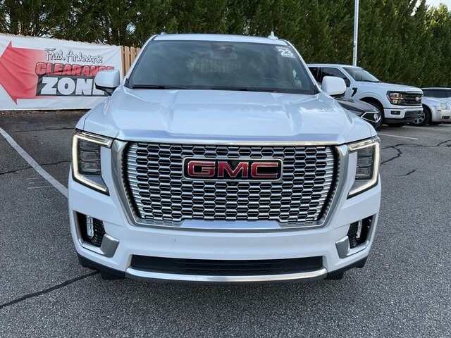 2023 Gmc Yukon Denali photo 2