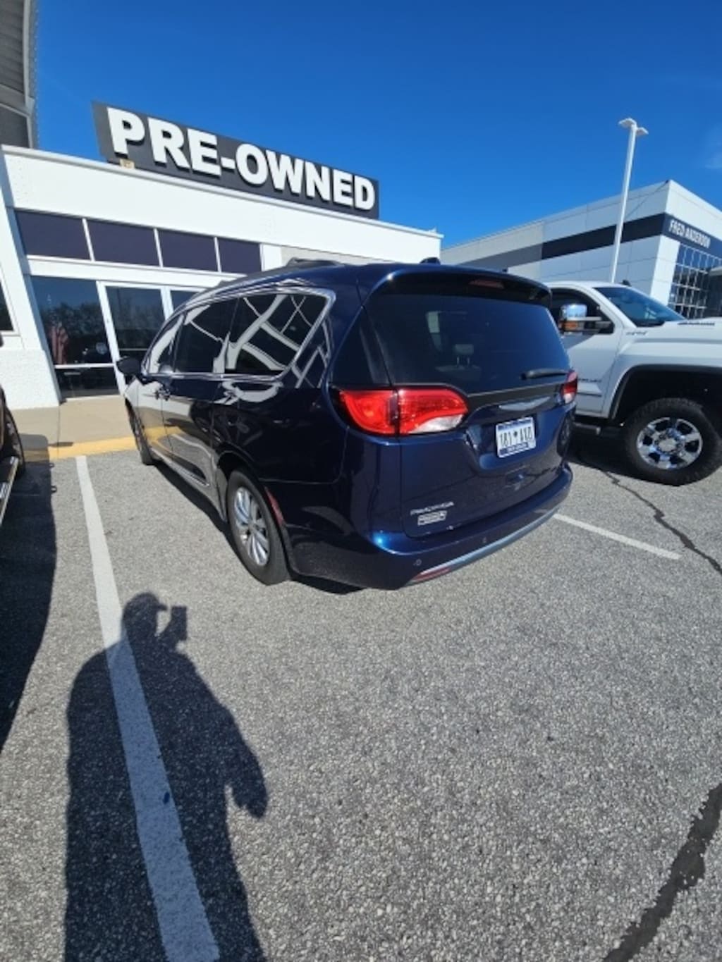 Used 2017 Chrysler Pacifica Touring L Minivan/Van