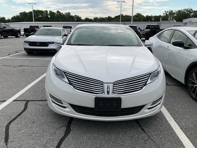 Used 2015 Lincoln MKZ Base with VIN 3LN6L2GK3FR602450 for sale in Greer, SC