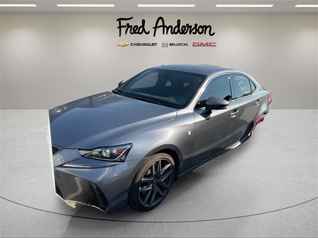 2020 Lexus IS 300 F SPORT photo 3