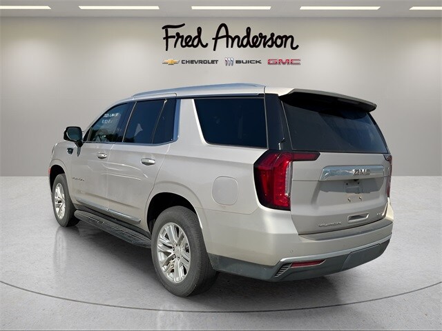 2023 Gmc Yukon SLT photo 3