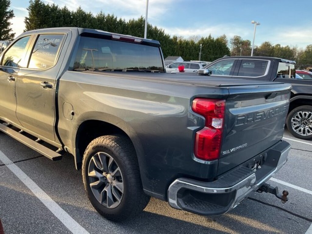 Used 2021 Chevrolet Silverado 1500 LT Truck