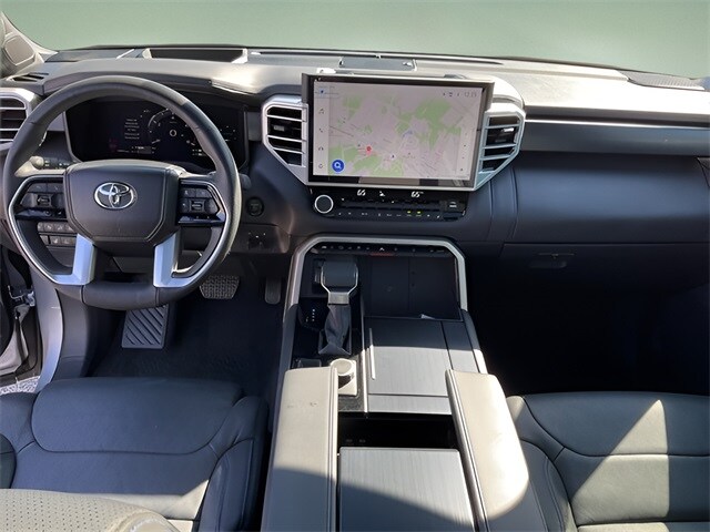 2025 Toyota Tundra Platinum photo 4