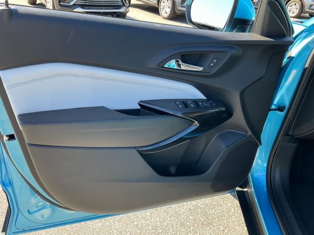 New 2026 Chevrolet Trax LT SUV