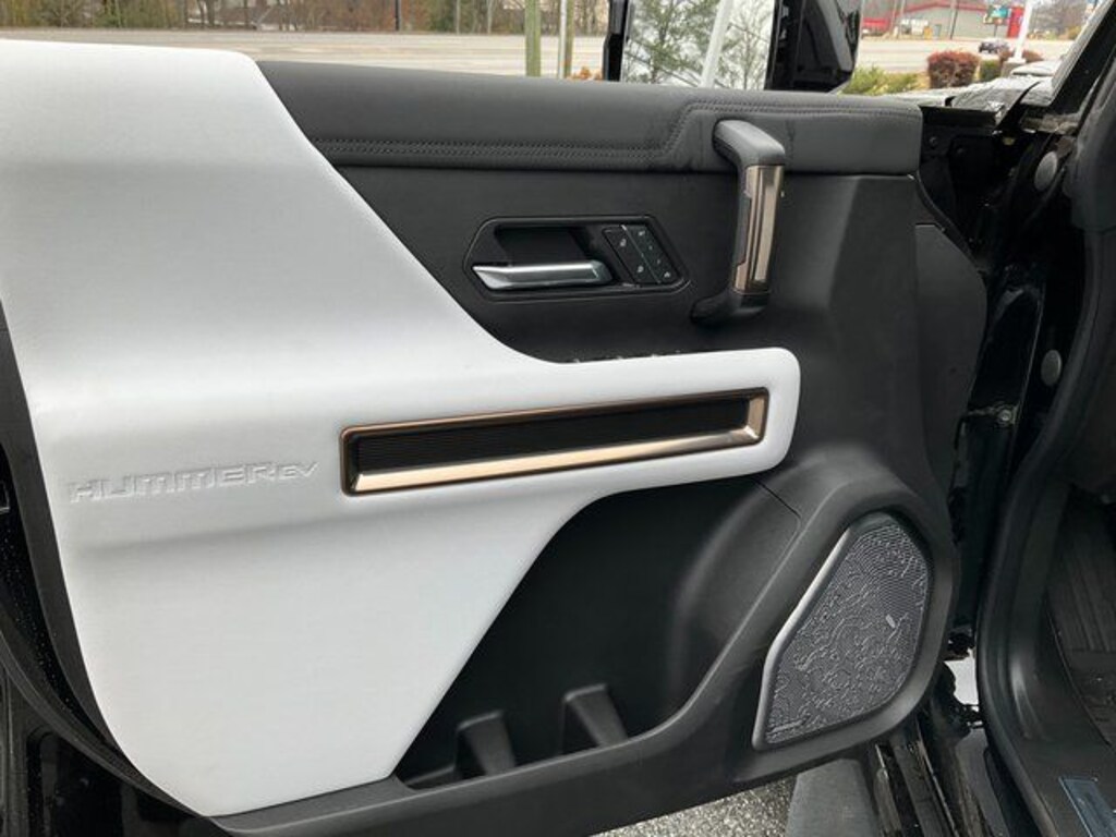 New 2025 GMC Hummer EV SUV 2X SUV