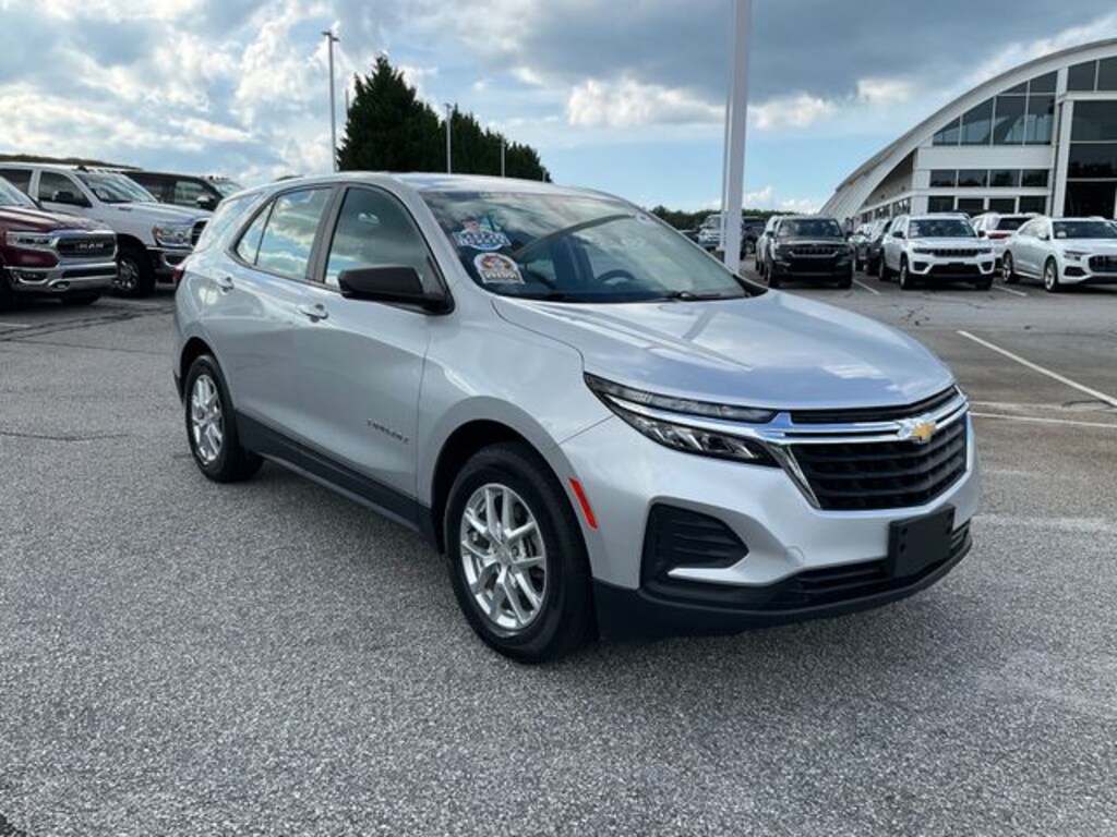Used 2022 Chevrolet Equinox LS SUV