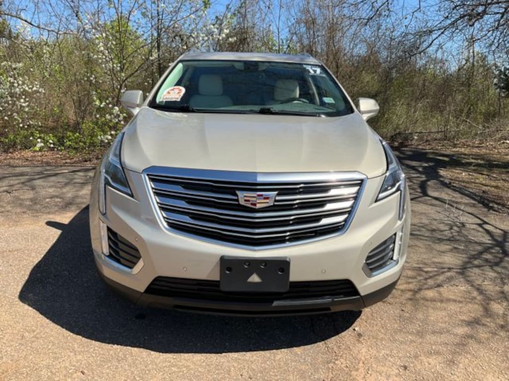 Used 2017 Cadillac XT5 Premium Luxury SUV