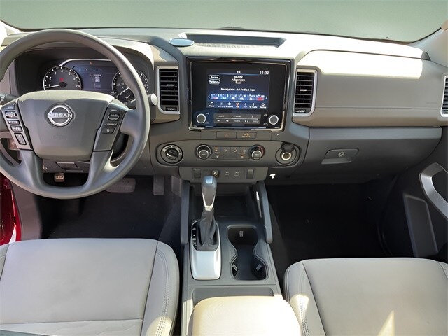 2022 Nissan Frontier SV photo 4