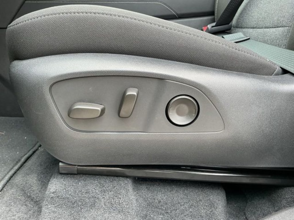New 2025 GMC Acadia Elevation SUV