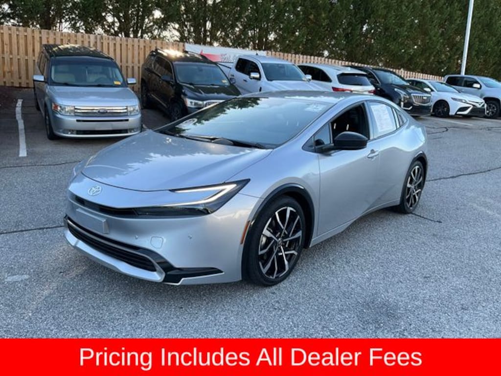 Used 2025 Toyota Prius Plug-In Hybrid XSE Hatchback