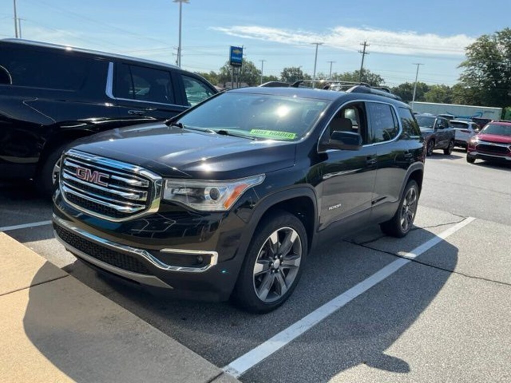 Used 2017 GMC Acadia SLT-2 SUV