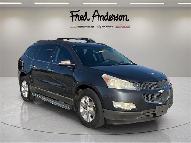 2011 Chevrolet Traverse photo 3
